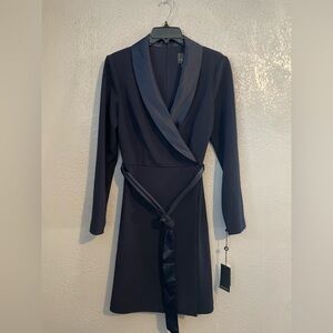 Adrianna Papell Black Label Interior Tag